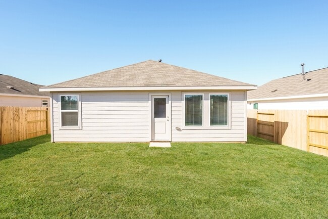 Building Photo - 737 Magnolia Creek Dr