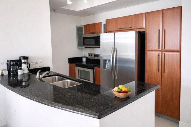 Building Photo - 3232 Coral Wy