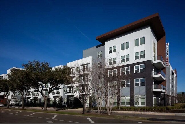 Primary Photo - 2525 CityWest Blvd