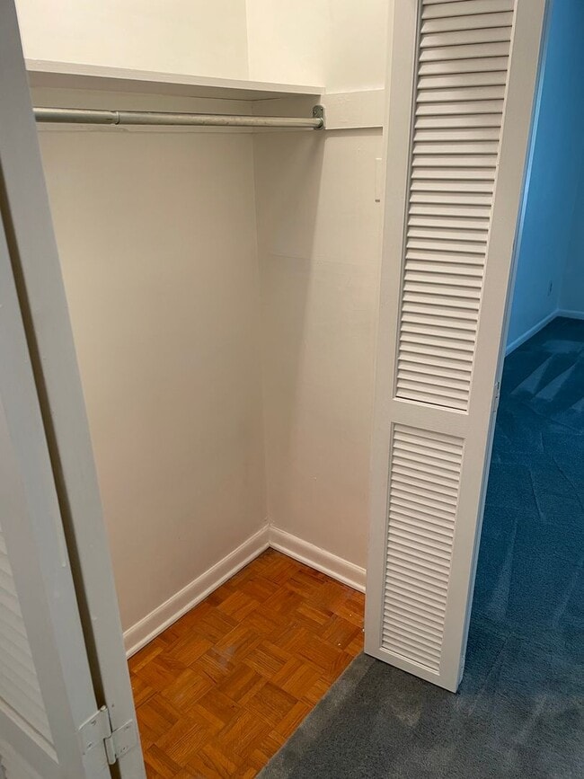 Building Photo - Wolfsnare Acres