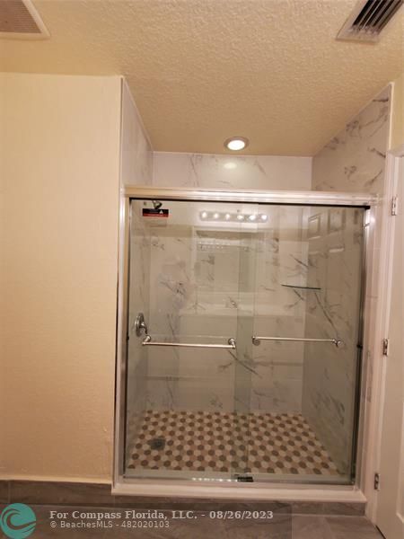Building Photo - 7661 Tamarac Island Cir