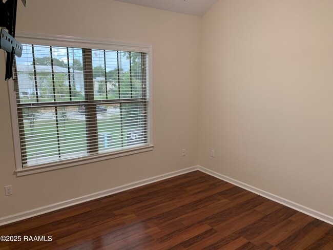 Building Photo - 206 Caudill Dr