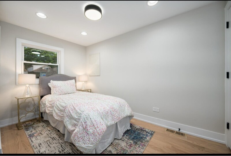 Building Photo - 8536 S Morgan St