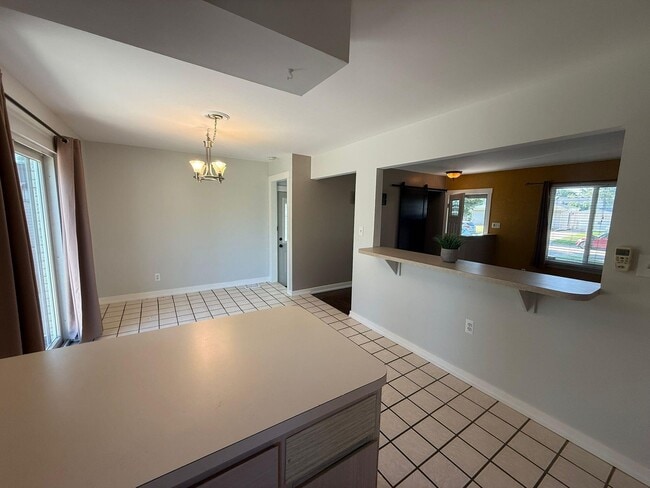 Building Photo - 13444 Melanie Dr