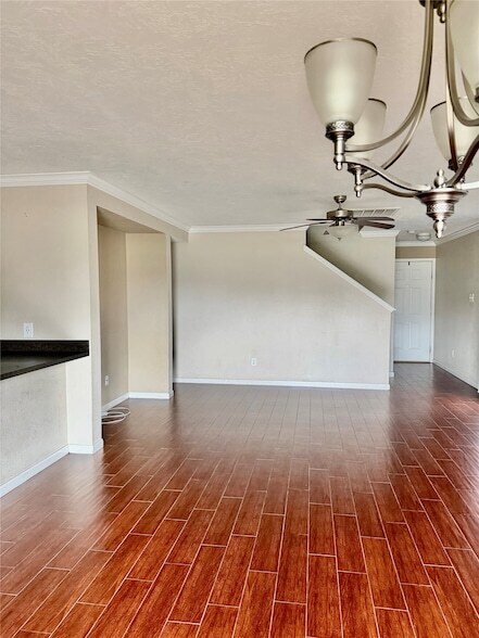 Building Photo - 16010 Limestone Lake Dr
