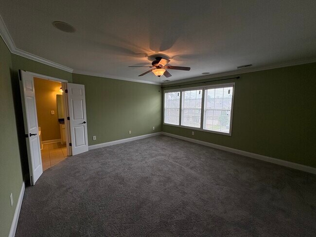 Building Photo - 113 Winning Ticket Dr