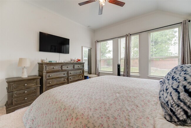 Building Photo - 13026 Sheildaig St