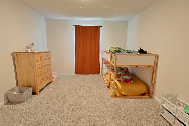 Building Photo - 8604 Tarsus Dr