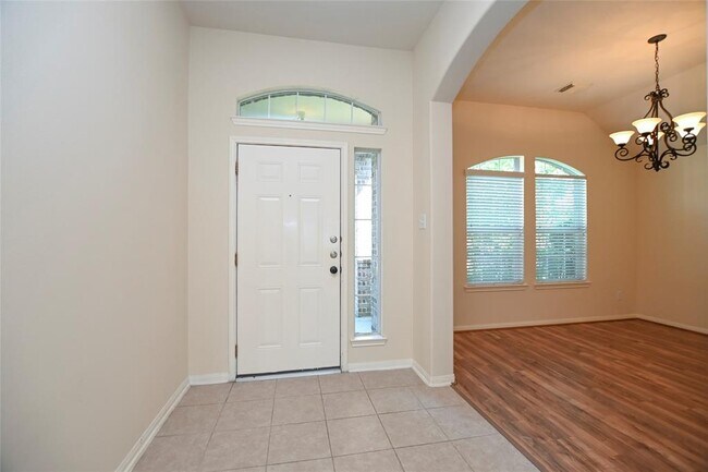 Building Photo - 19119 Canyon Ferry Ln