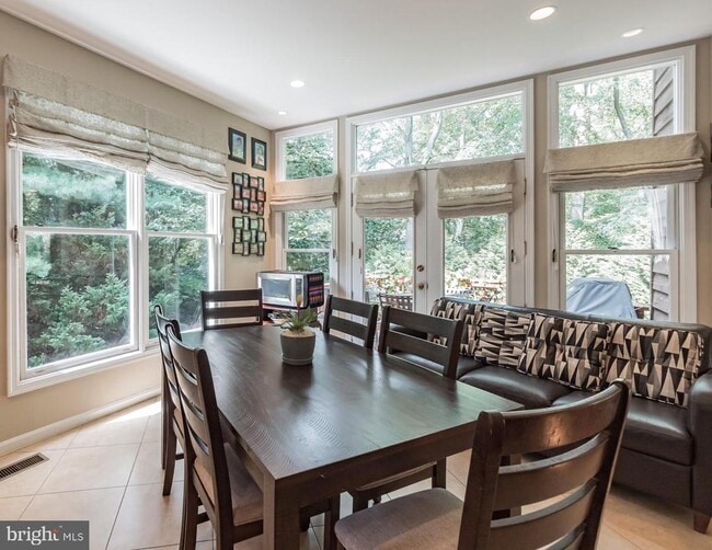 Building Photo - 5507 Thornbush Ct