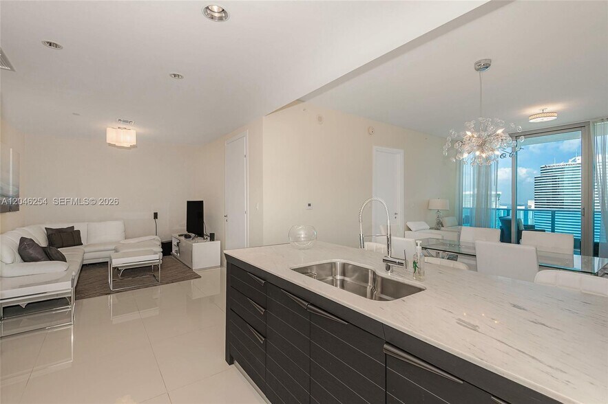 Building Photo - 200 Biscayne Boulevard Way