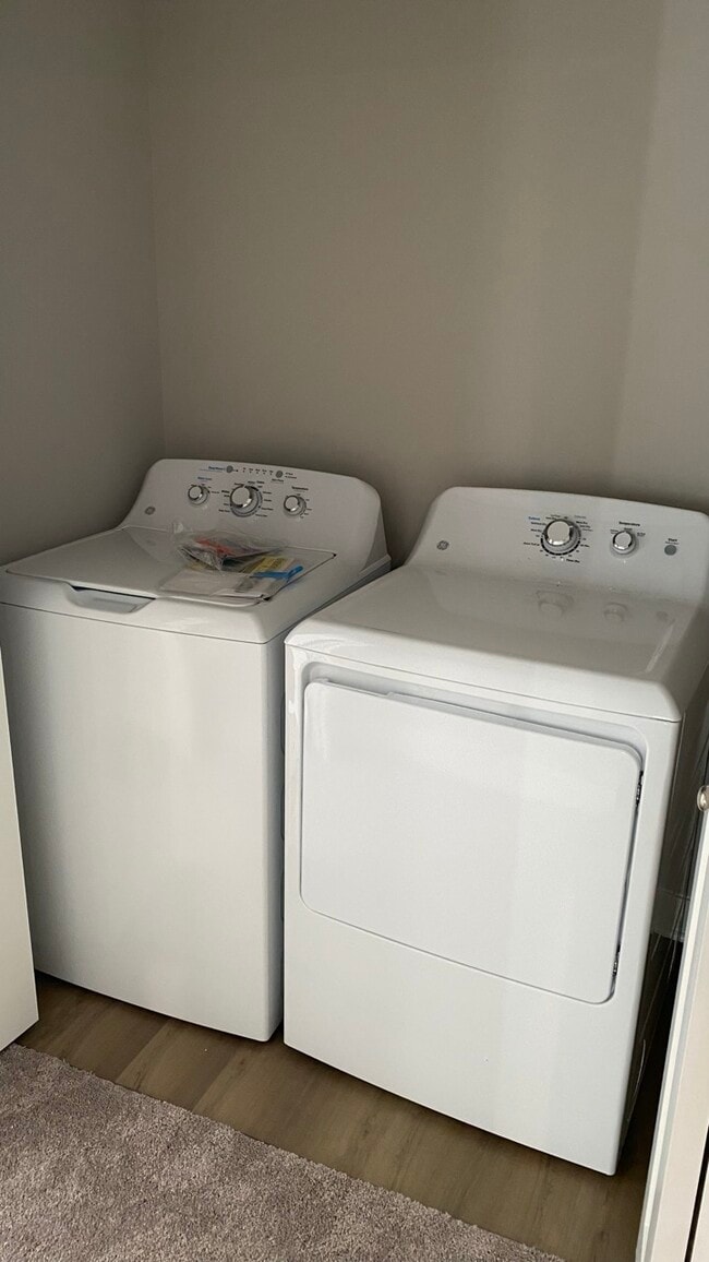 Building Photo - 1515 Carroll Ave