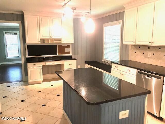 Building Photo - 1904 Bingham Dr