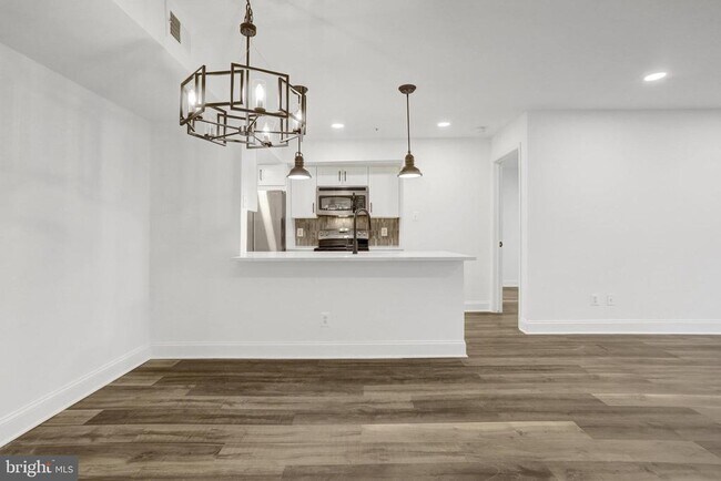 Building Photo - 3307 Wyndham Cir