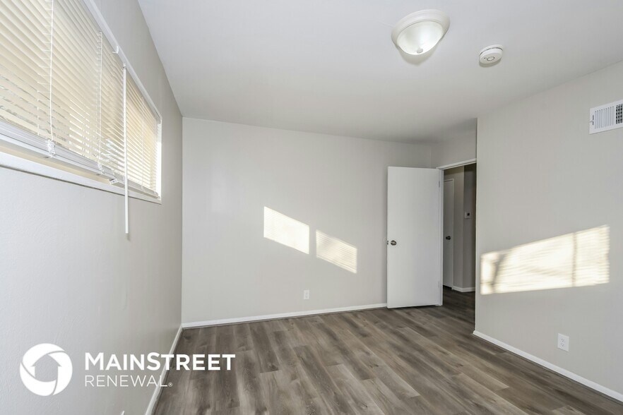Building Photo - 1623 Dellridge Ct