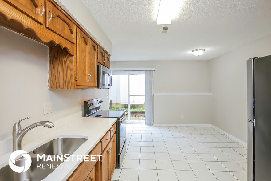 Building Photo - 6438 N Jarboe St