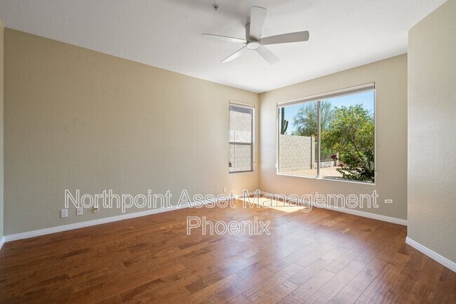 Building Photo - 7105 E Sleepy Owl Way