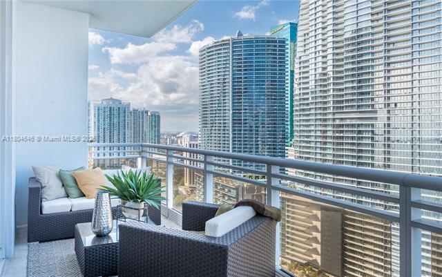 Building Photo - 901 Brickell Key Blvd