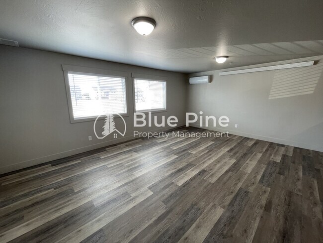 Building Photo - 3570 Colt Cir