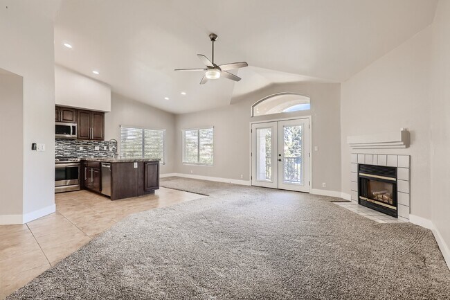 Building Photo - Discover this spacious and well-appointed 2-bedroom + office/den, 2-bath condo located in the hig...