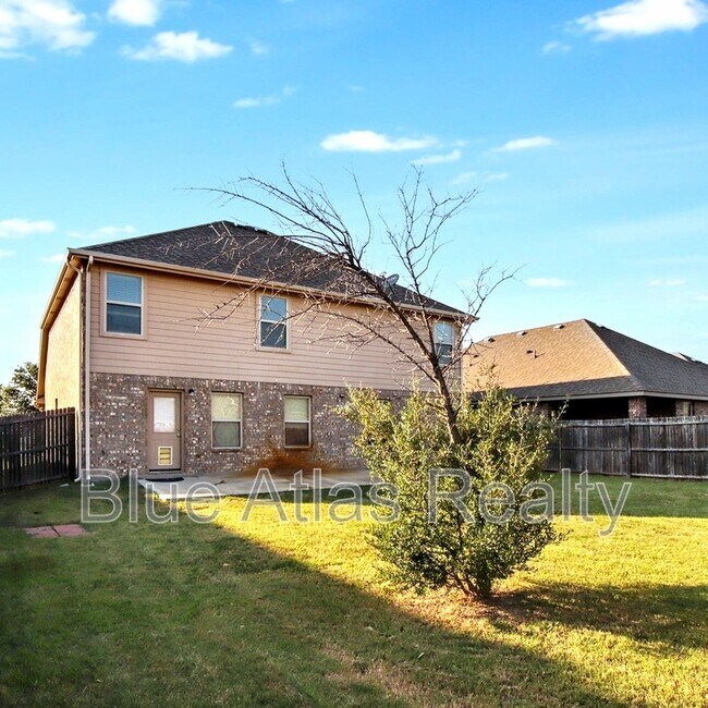 Building Photo - 1340 Levi Ln