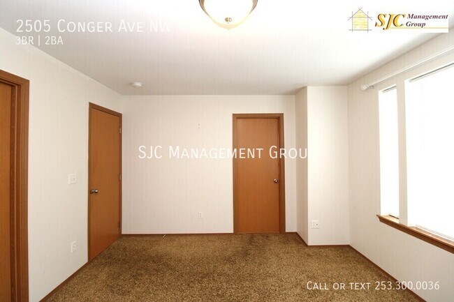 Building Photo - 2505 Conger Ave NW