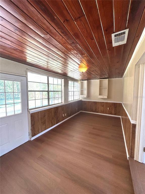 Building Photo - 718 SE 36th Ave