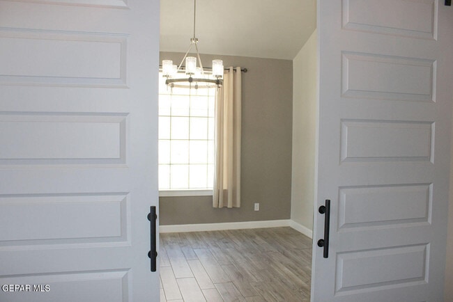 Building Photo - 12225 Rathmore Dr