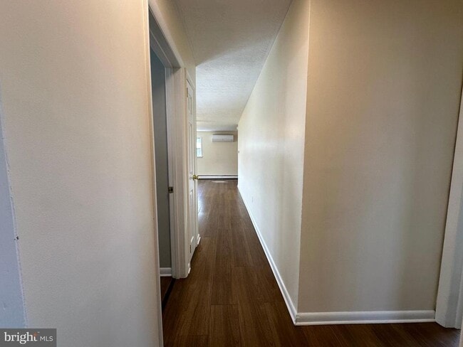 Building Photo - 623 Kriner Rd