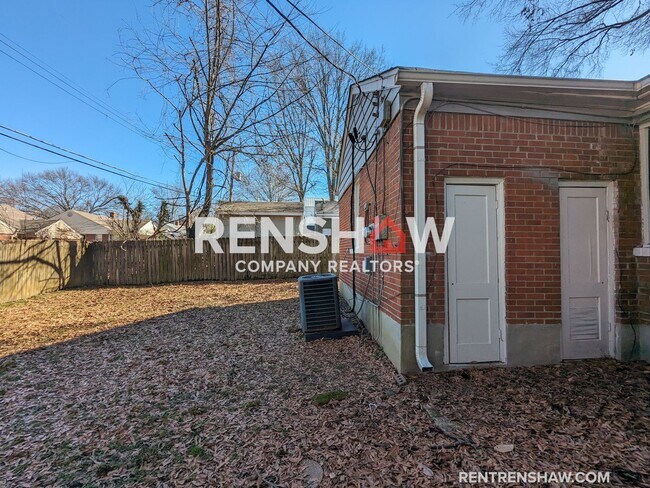 Building Photo - Duplex unit in Desirable Hedgemoor Neighbo...