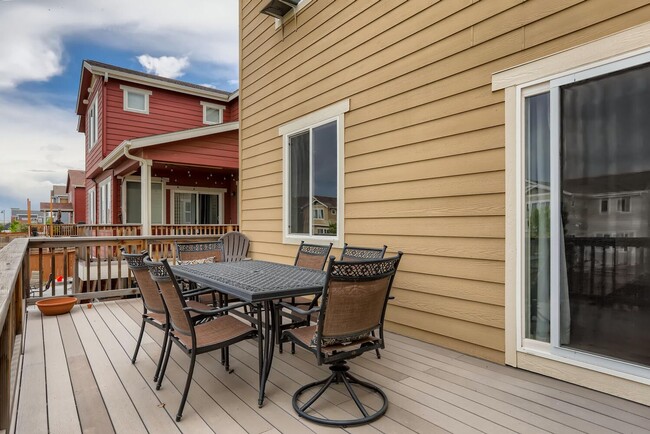 Building Photo - Stunning Newer-Built Home in Desirable Pal...