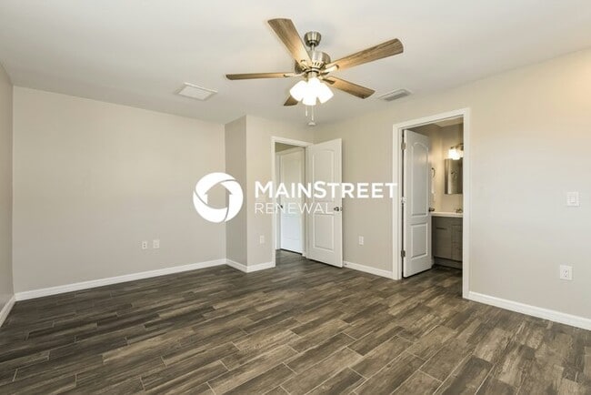 Building Photo - 3 Bedroom Pet-Friendly Home in Cape Coral,...