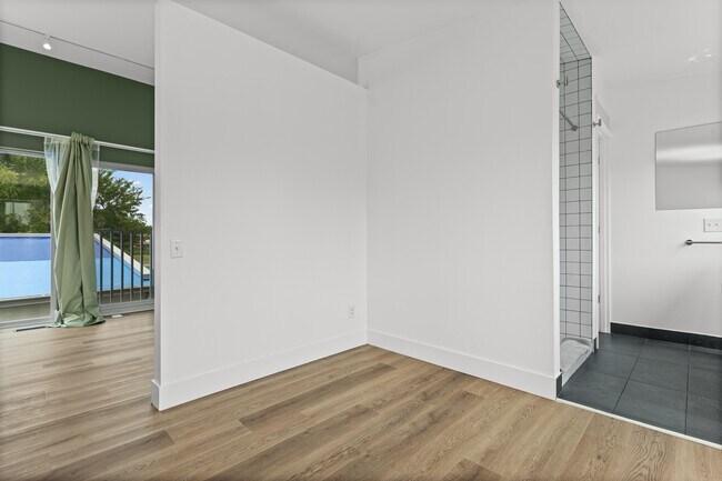 Building Photo - 4641 15th St