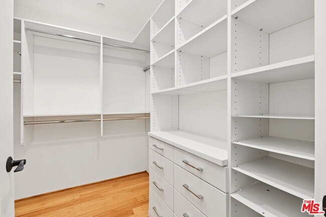 Building Photo - 1511 Camden Ave