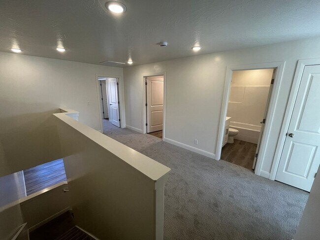 Building Photo - Azalea Beauty!