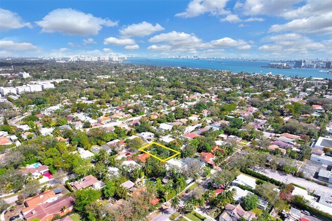 Building Photo - Northeast 81st Street, Miami, FL 33138 - 3 BR 2 BA single-family home