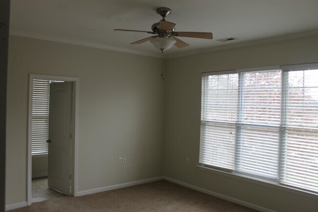 Building Photo - 14040 Castle Abbey Ln