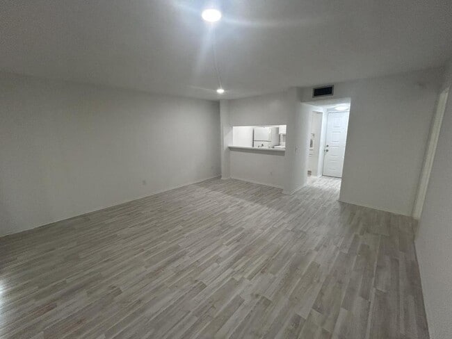 Building Photo - 4411 Shady Terrace Ln