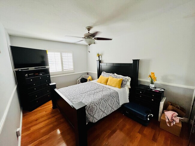 Building Photo - 21945 Centurion Way