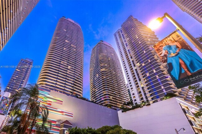 Building Photo - 55 SW 9th St