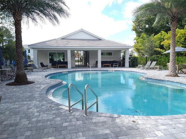 Building Photo - 1851 Sandpiper Pointe Pl