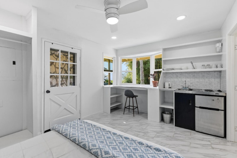 Building Photo - 82-5909-5909 Coffee Royal Pl