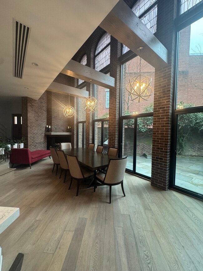 Building Photo - 230 S 3rd St