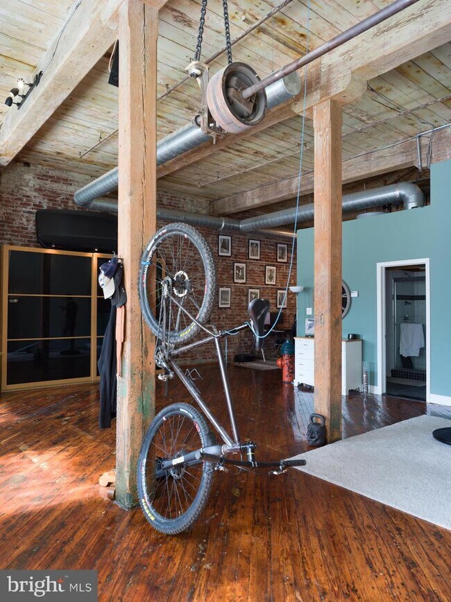 Building Photo - 1100 Shackamaxon St