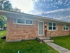 Building Photo - 403 S Scott St