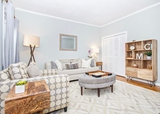 Building Photo - 370 Bunker Hill St