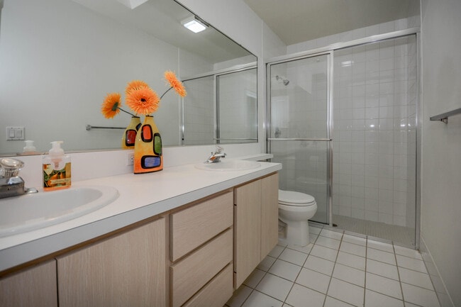 Building Photo - 504 Silverleaf Oak Ct