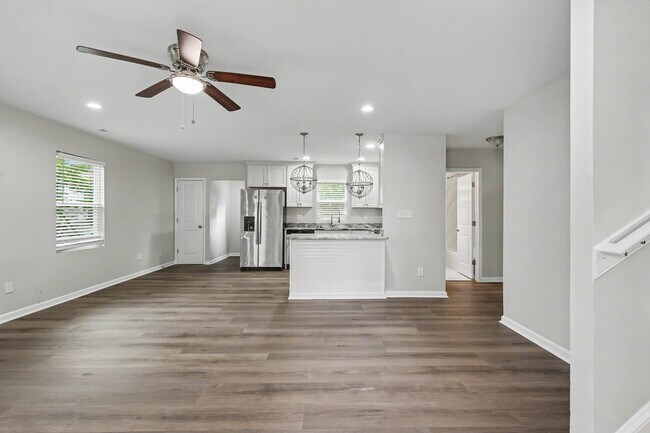 Building Photo - 6324 Grimes Ave