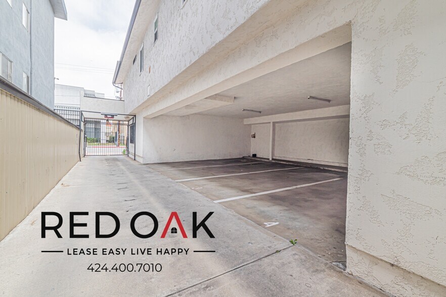 Building Photo - 12903 Roselle Ave