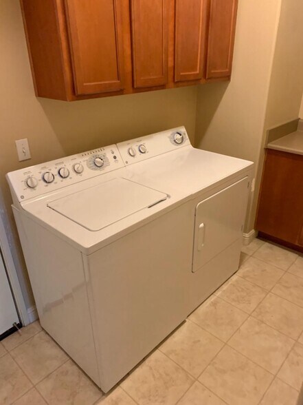 Building Photo - 4800 Westlake Pkwy